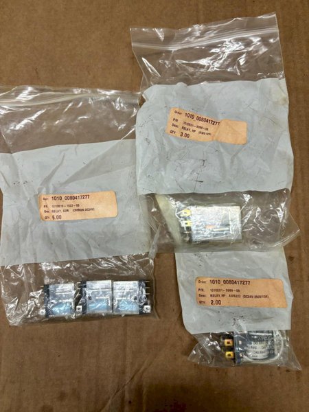 Ilapak VT 1000 Vegatronic 500 VFFS Bagger Only, 2004 – Includes Spare Wear Parts