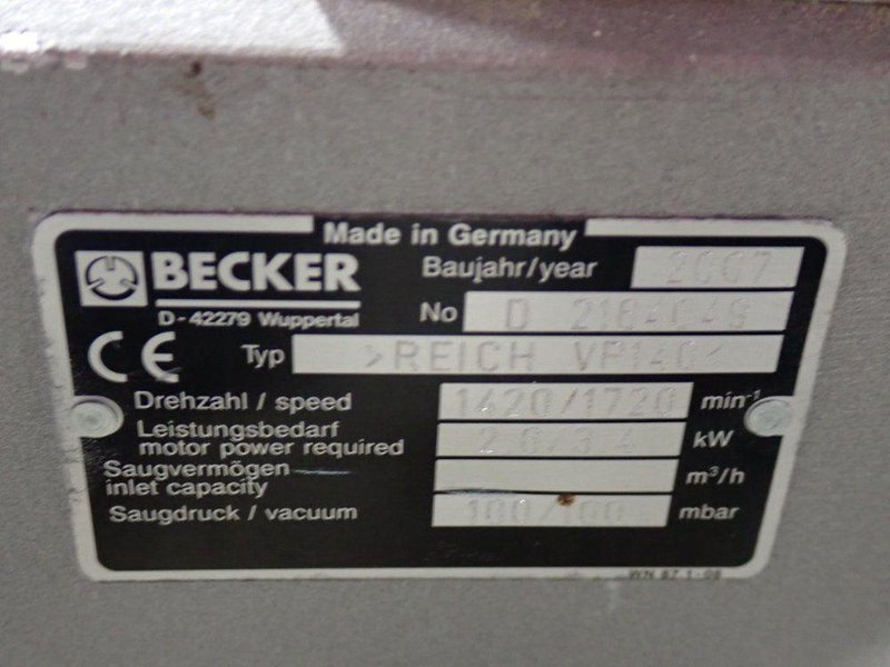 BECKER VACUUM PUMP  -  REICH VP140