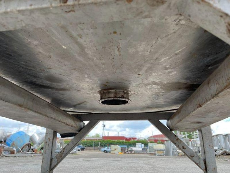 PORTABLE STAINLESS STEEL TANK