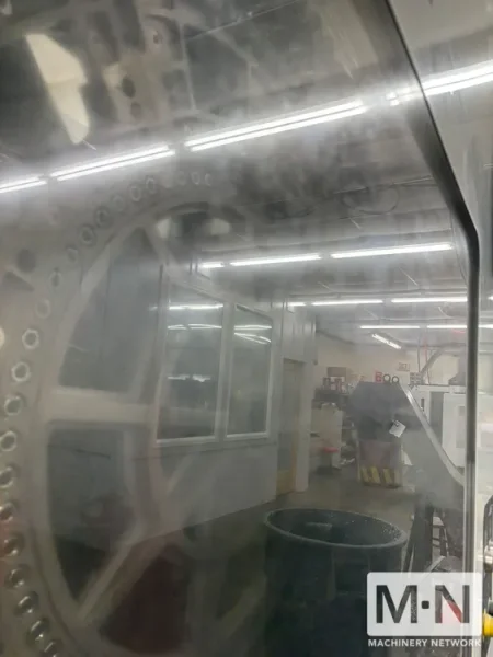 HAAS EC-400PP CNC Horizontal Machining Center, 2011 - LOW HOURS