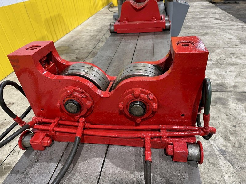 400 TON X 30' DRILCO TRAVELING HEAD HYDRAULIC STRAIGHTENING PRESS: STOCK #24953