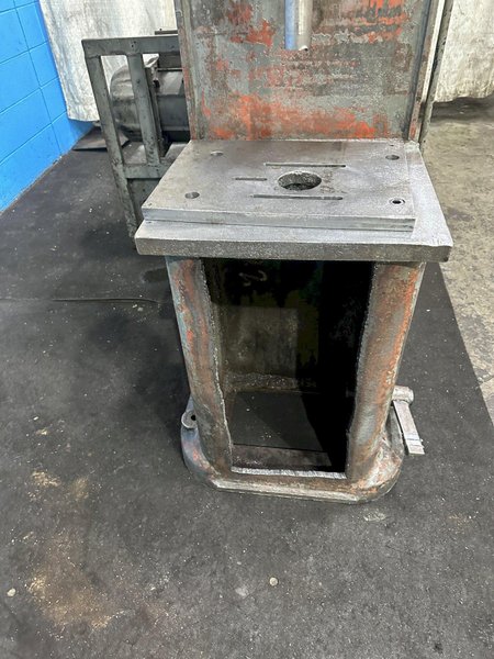 15 TON FOX HYDRAULIC C FRAME PRESS : STOCK #77734