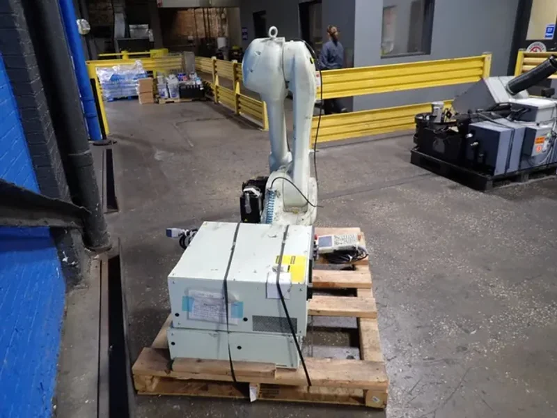 Kawasaki 10 Kg Robot - Rs010la