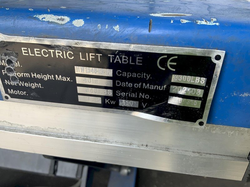 3300 LB ULINE HYDRAULIC SCISSOR LIFT TABLE: STOCK #81177