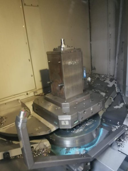 2012 Makino a81 CNC Horizontal Machining Center For Sale