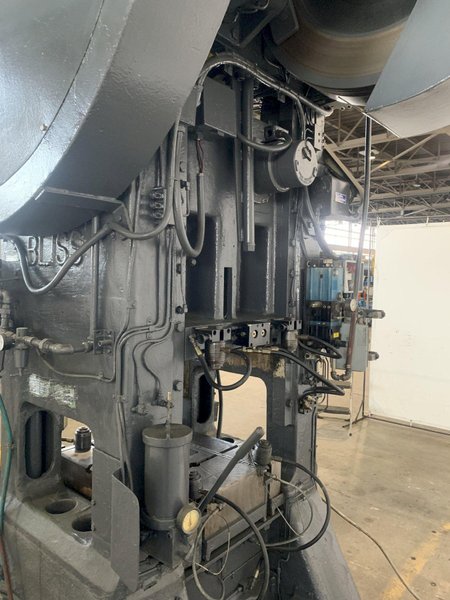 100 TON BLISS S1-100-24-30 STRAIGHT SIDE PRESS. STOCK # 1263020