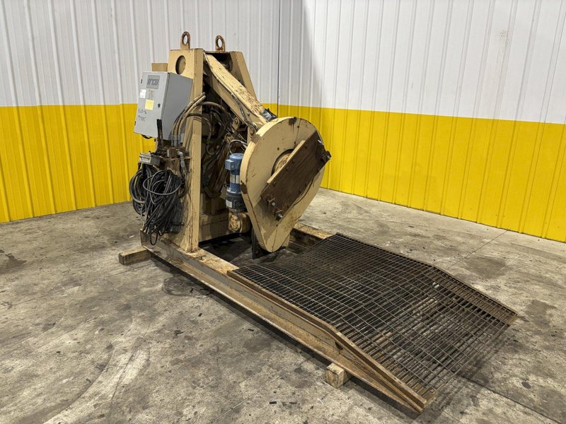 5,000 LBS IRCO MODEL C-5 3-AXIS HYDRAULIC WELDING POSITIONER: STOCK #22682