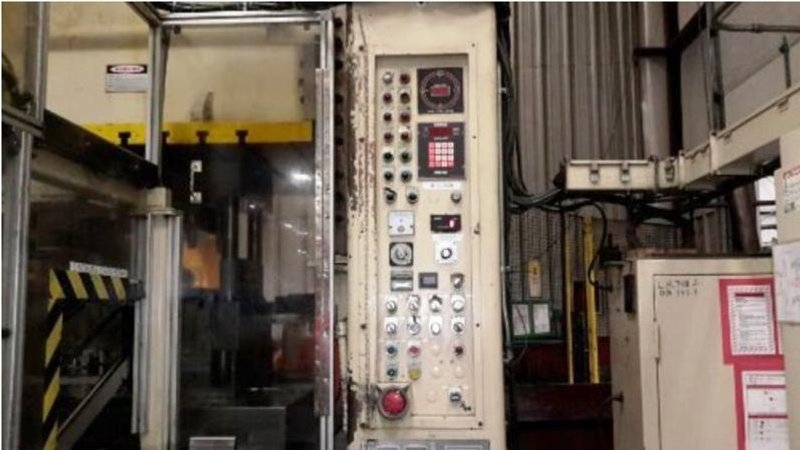 2000 Stamtec S2-300 SSDC Press (#3117)