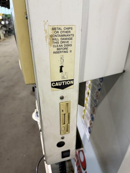 HAAS VF–1 VERTICAL MACHINING CENTER. STOCK # 1229024