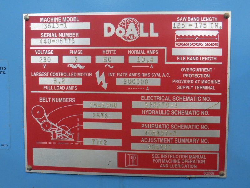 DoAll 3613-1 Vertical Band Saw, 36&quot; Throat, 30-1/2&quot; x 24&quot; Table, Work Light- Auction Item