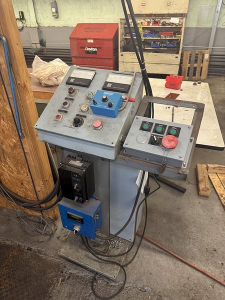 20&quot; WIDE X 22&quot; ROLL DIAMETER 4-HI BLISS 100 HP POWERED ROLLING MILL. STOCK # 0886025