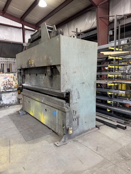 175 Ton x 10′ De Laurice Model 17510 Hydraulic Press Brake, 1983 – Backgauge
