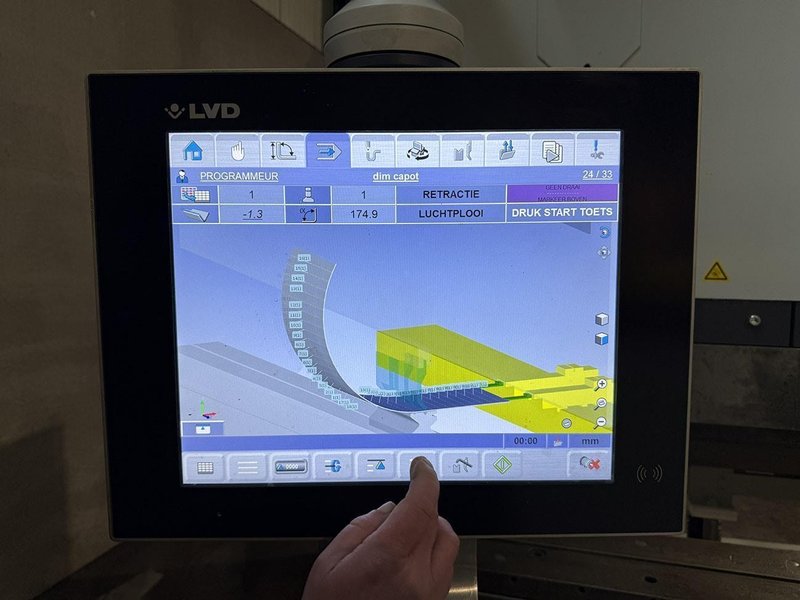 LVD PPEB - 250 ton x 4100 mm CNC