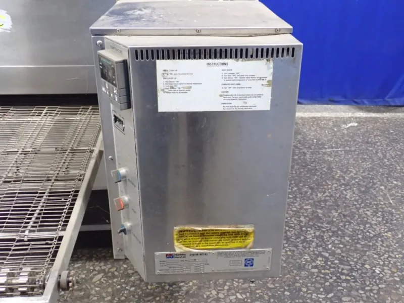 MIDDLEBY MARSHALL CONVEYOR PIZZA OVEN  -  PS200