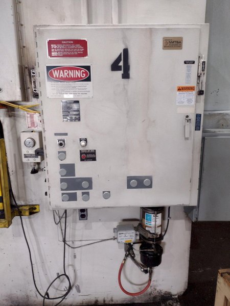 110 TON PACIFIC MODEL #110PF-OBS HYDRAULIC PRESS: STOCK #18261