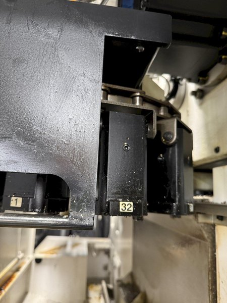 2017 Okuma Genos M560-V CNC Vertical Machining Center For Sale