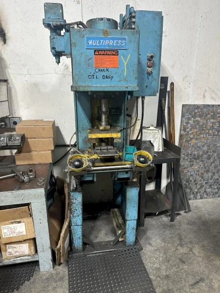 4 TON MULTIPRESS C FRAME HYDRAULIC PRESS: YOBRO 24729