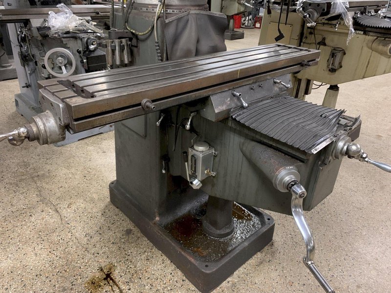 Seiki Model 3VS Variable Speed Vertical Milling Machine