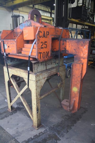 25 TON X 60&#039; BUSHMAN TELESCOPING COIL LIFTER: STOCK #67351