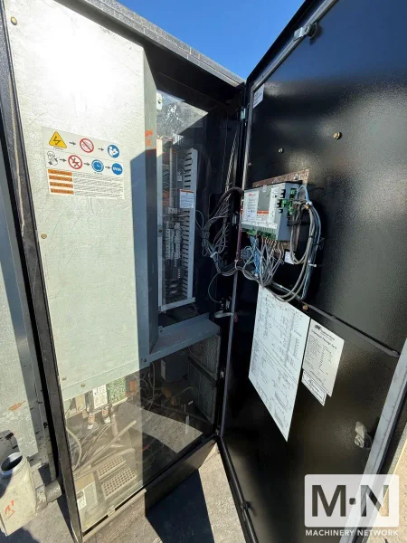 150 HP Ingersoll-Rand R110ne Vari-Speed, Rotary Screw Air Compressor with Dryer