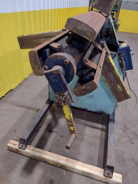 4,000 LB X 30" FEED LEASE MOTORIZED COIL REEL UNCOILER: STOCK #19541