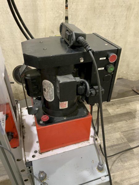 25 TON POWER TEAM HYDRAULIC H FRAME SHOP PRESS STOCK #81276