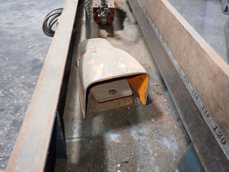 THE LOCKFORMER COMPANY 125" / 16 GAUGE NOTCHER