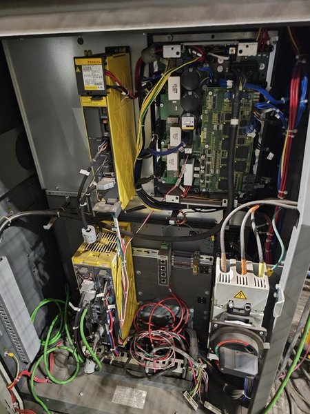 FANUC R-2000iB/210F Robot, 2015 – Milco Spot Weld Gun, Integrated Tolomatic IMA33 Servo, Reidel Chiller