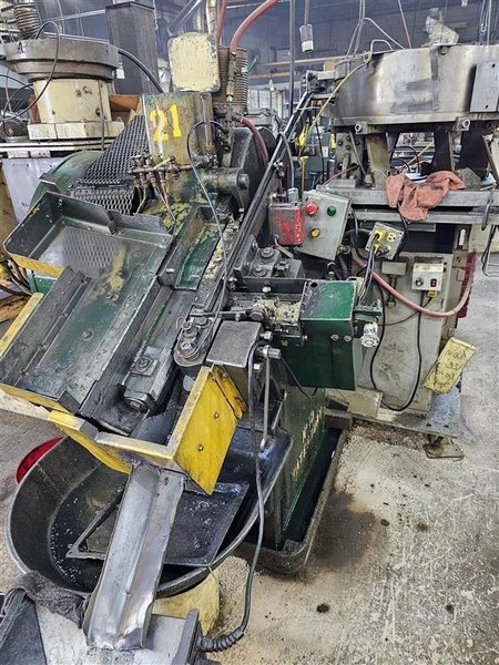 WATERBURY #20 THREAD ROLLER