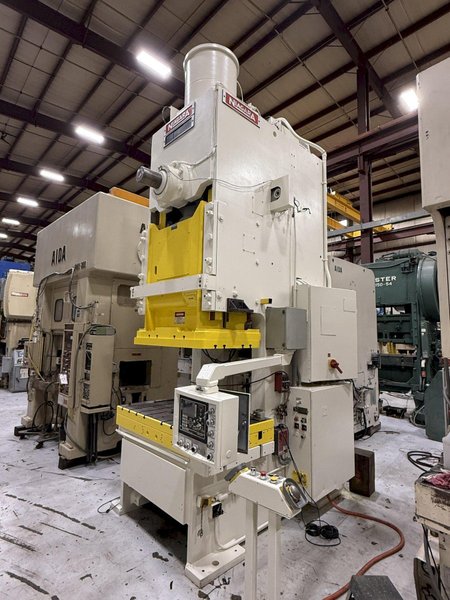 250 Ton NIAGARA E-250 OBS / Gap Frame Used Mechanical Metal Stamping Press For Sale, Under Power!