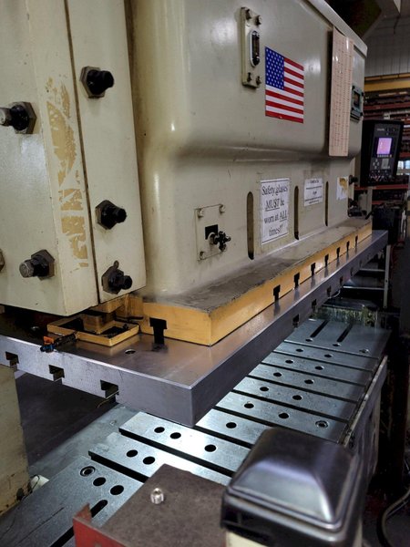 Komatsu Gap Frame Double Crank Press OBW 150-33