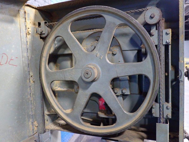 POWERMATIC 19" VERTICAL BAND SAW  -  NO. 87