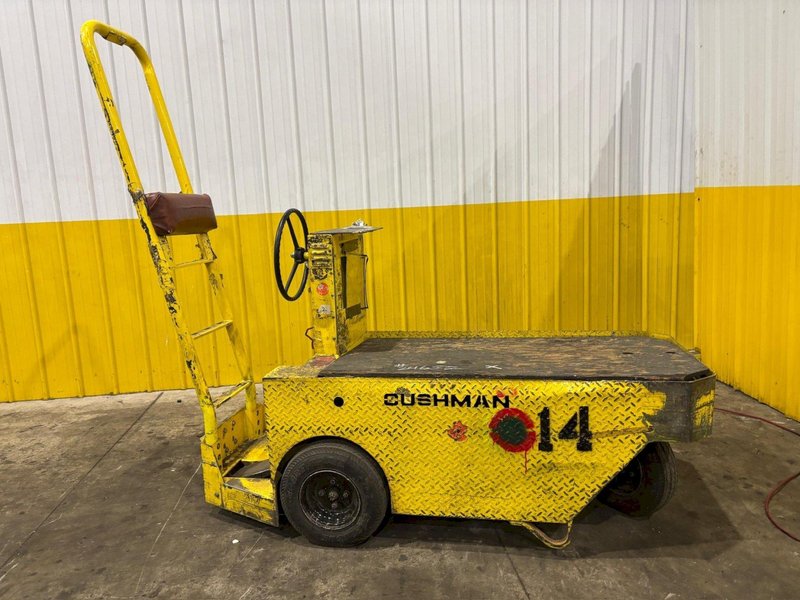 36 VOLT CUSHMAN MODEL #898361 STOCK CHASER/TUGGER CART: YOBRO #24652