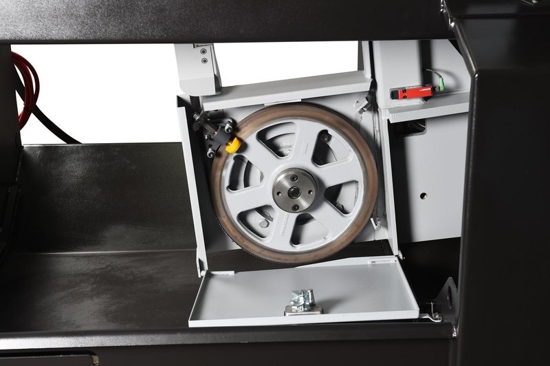 NEW - 31"H x 18"W HYD-MECH V-18 VERTICAL TILT FRAME BAND SAW