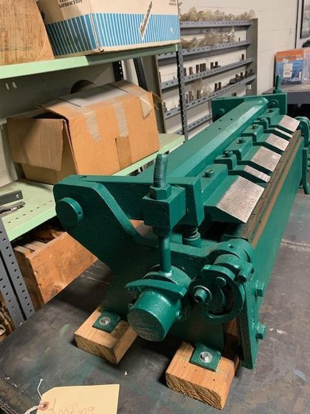 16 Ga x 2 ft Chicago Box &amp; Pan Brake Model BB-2