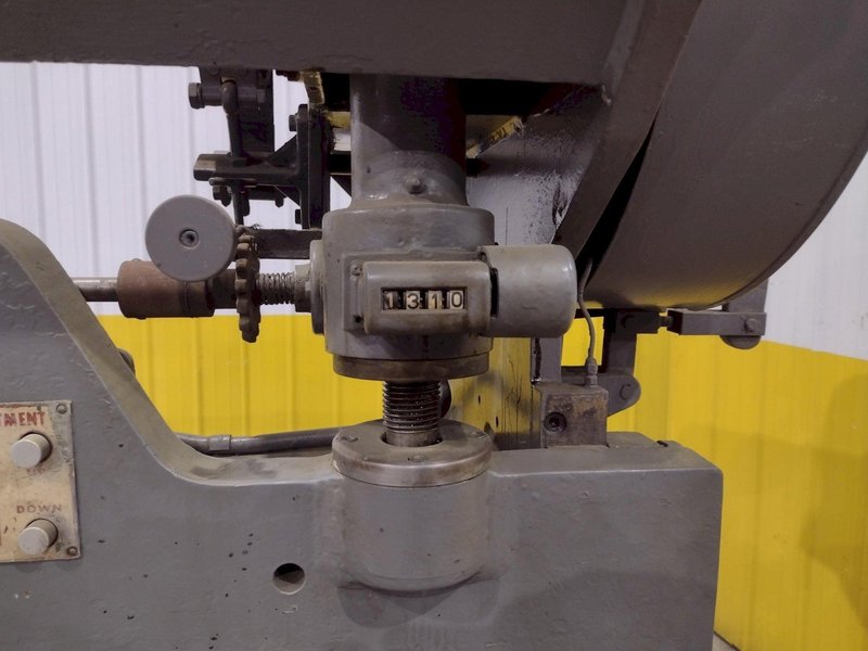 30 TON X 6' X 14 GAUGE CHICAGO DREIS &amp; KRUMP MODEL #56-A MECHANICAL PRESS BRAKE: STOCK #22761