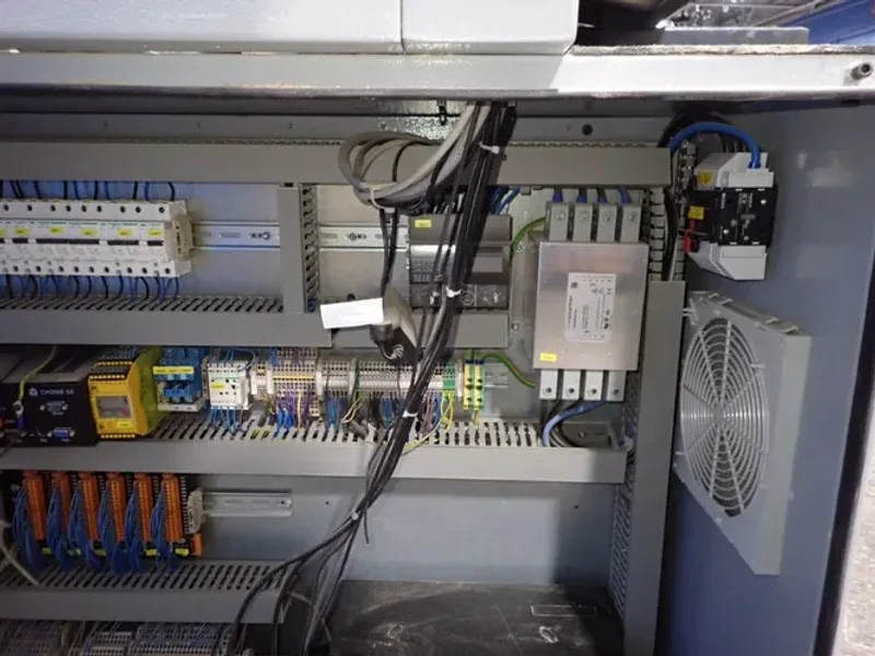 FORMAT 54 1/2" X 145" CNC MACHINING CENTER  -  CREATOR 950