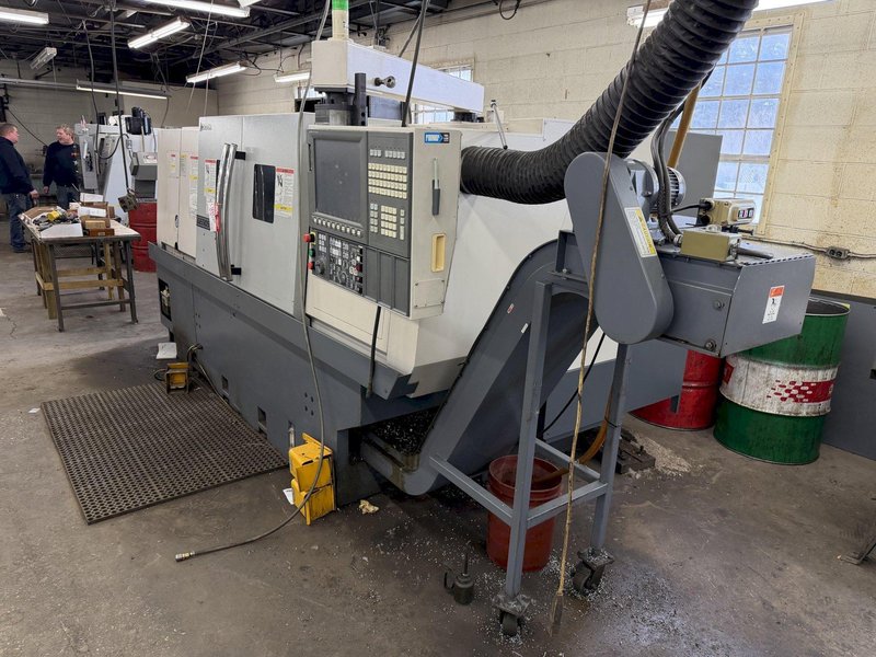 2010 Okuma Genos L400E Used CNC Lathe For Sale