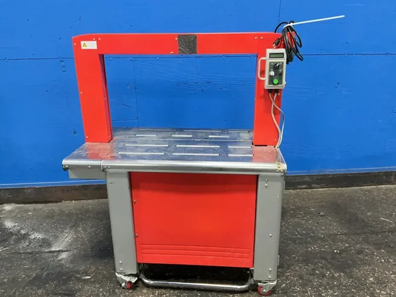 Strickland 25”x33.5” Automatic Arch Strapping Machine - 710l