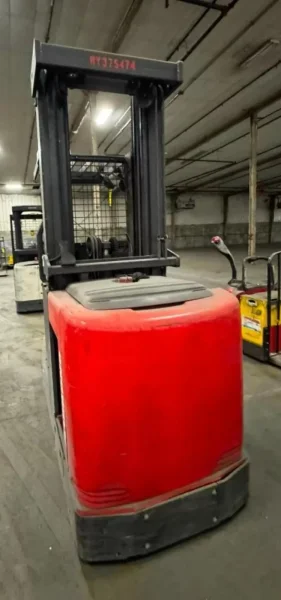 3000 LBS RAYMOND MODEL #540-OPC30TT ORDER PICKER FORKLIFT 2016 4,612 Hours : YOBRO #25406