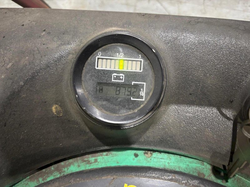 6,000 LBS MITSUBISHI PMWR30 RIDE ON ELECTRIC PALLET JACK: YOBRO #24340