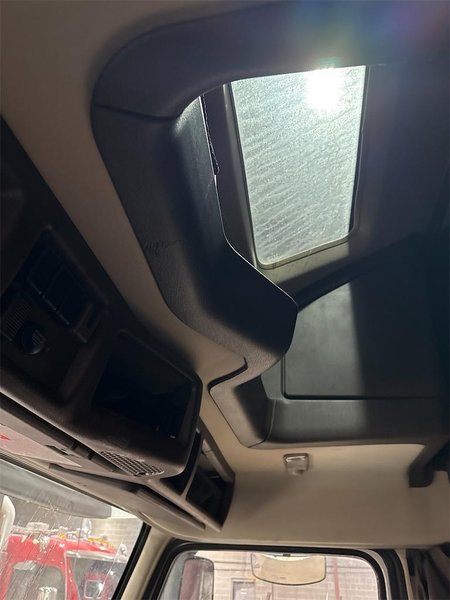 2018 Volvo VNL64T780