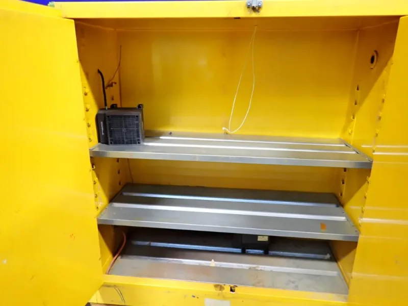 JUSTRITE 43" X 18" X 45" FLAMMABLE CABINET