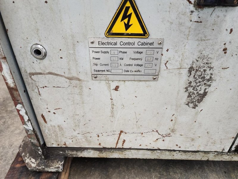 BROBO Q35Y-25 120 Ton Hydraulic Ironworker
