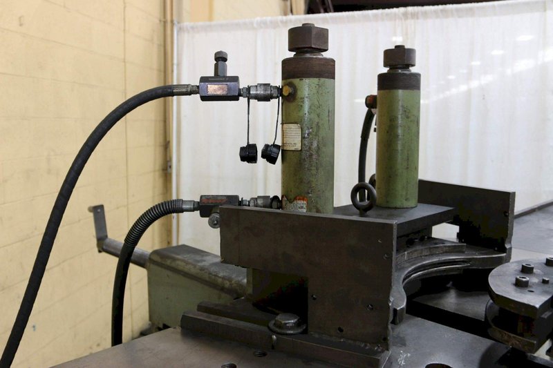 RICHARDS MODEL #MUB001 HYDRAULIC BENDER; STOCK #68712