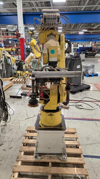 FANUC M-16IB/20 + R-J3IB ROBOT ARM AND CONTROL PANEL NO TEACH PENDANT USED