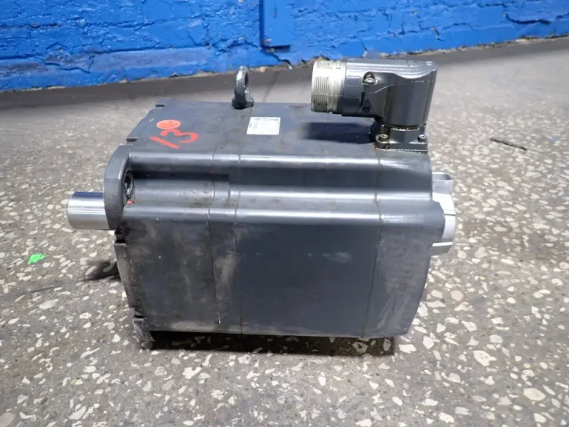 SIEMENS 5000 RPM SERVO MOTOR  -  1FK7103-2AF71-1BH1