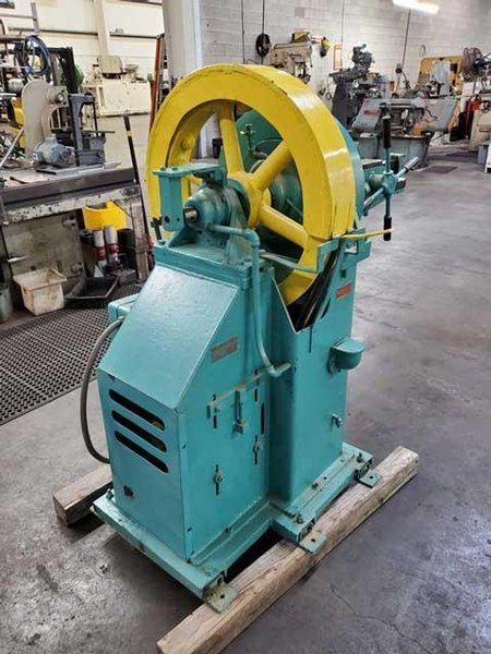 TORRINGTON # 3 2 DIE ROTARY SWAGER  3/4" TUBE  3/8" SOLIDS (14028)