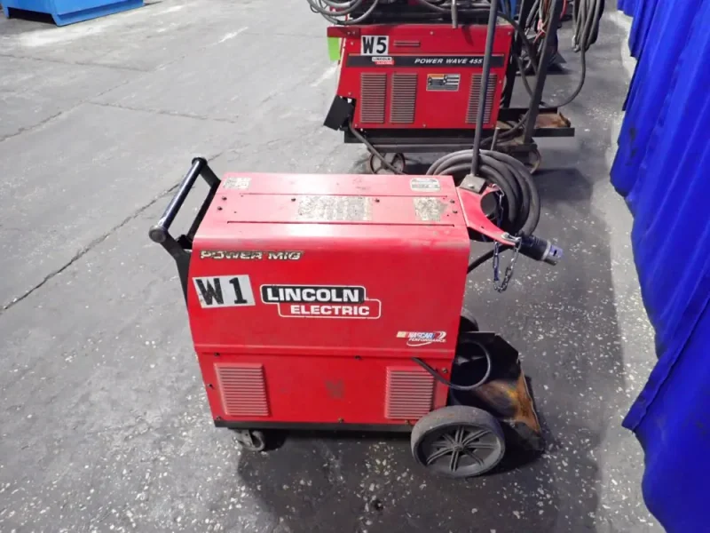 LINCOLN ELECTRIC 350 A WELDER   -  POWER MIG 350MP