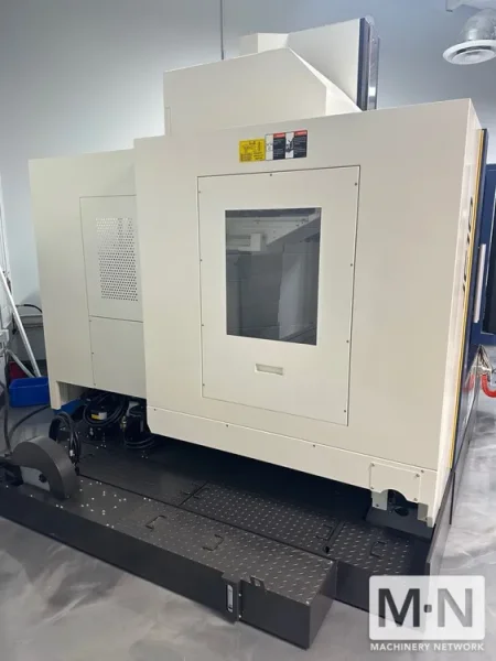 YCM jC10 CNC Vertical Machining Center, 2022